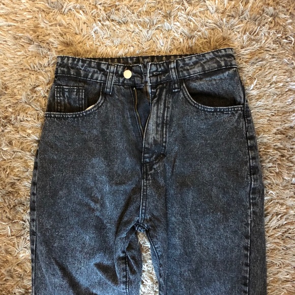 Dark Wash High Rise Ripped Tapered Jeans - Picture 7 of 8